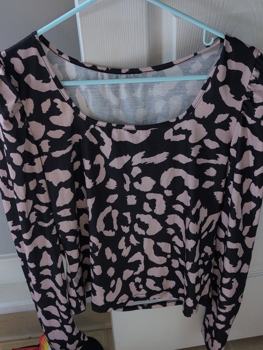 🐦‍⬛Black & Blush Pink Leopard Print Long Sleeve